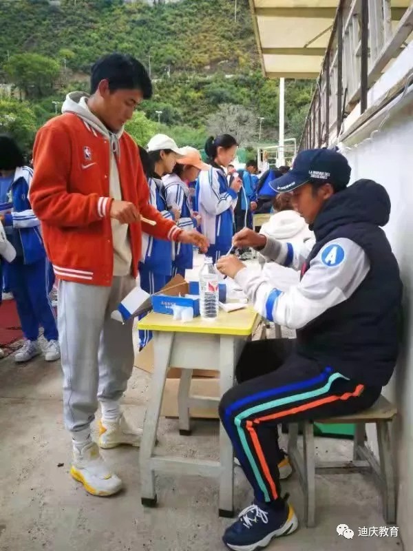 1638981295589056012.jpg 4.webp.jpg