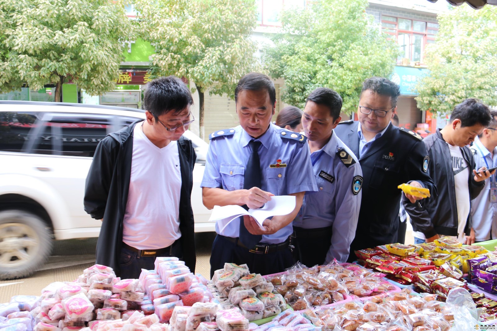 b93b75b2-ce55-4ba8-afda-d234e61352df_watermark.jpg b93b75b2-ce55-4ba8-afda-d234e61352df_watermark.jpg