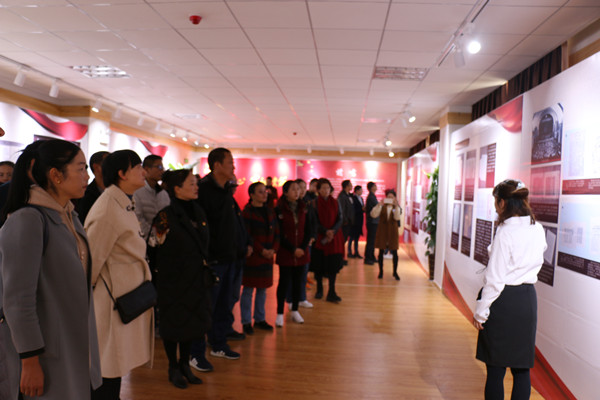 3   888980a6811324840adbc065ea6d22f_副本.jpg