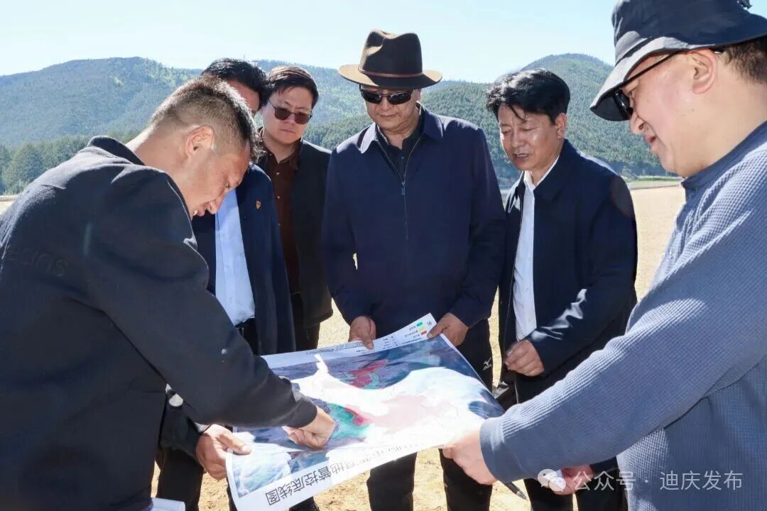 张卫东调研纳帕海周边民生及生态环保工作